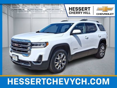 Certified 2023 GMC Acadia SLT w/ Technology Package AWD/4WD image 1