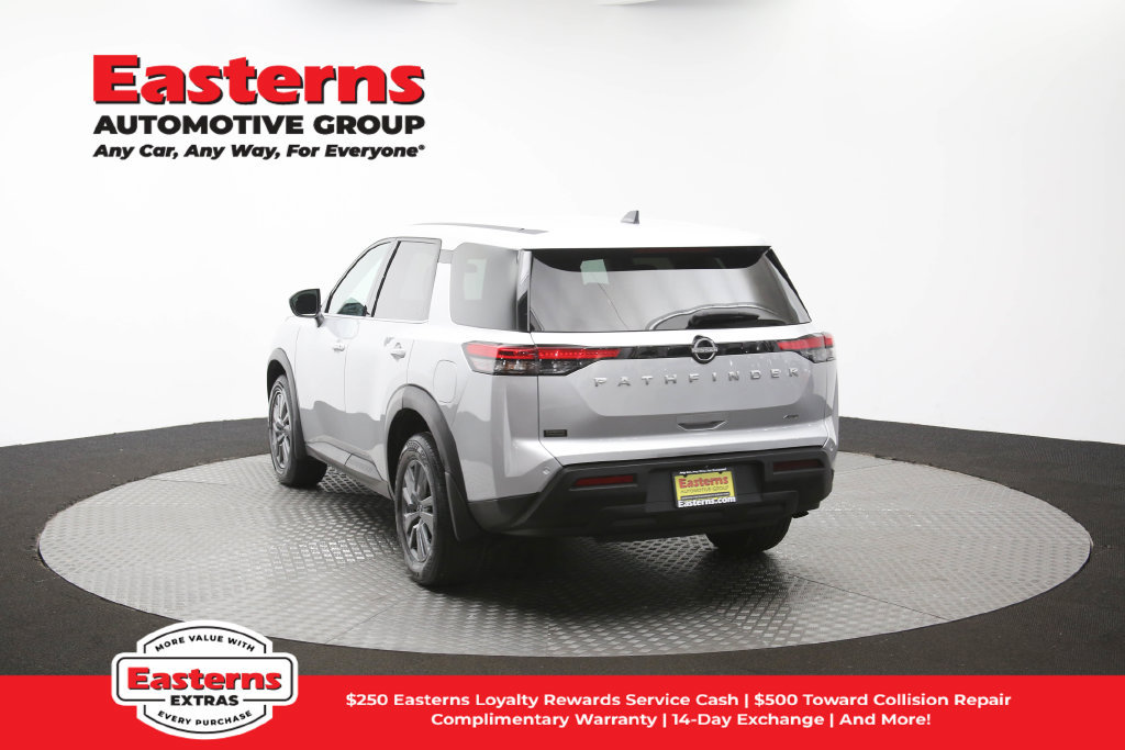 Used 2023 Nissan Pathfinder S AWD/4WD image 65