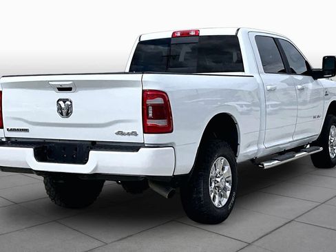 Used 2024 RAM 2500 Laramie AWD/4WD image 13