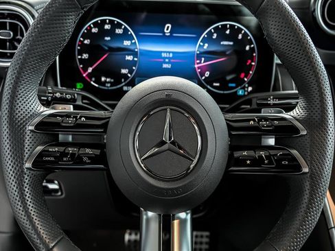 Certified 2026 Mercedes-Benz GLC 300 4MATIC image 17
