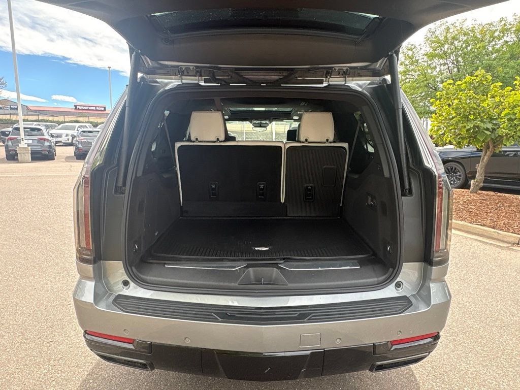 Certified 2025 Cadillac Escalade ESV Sport Platinum RWD image 22