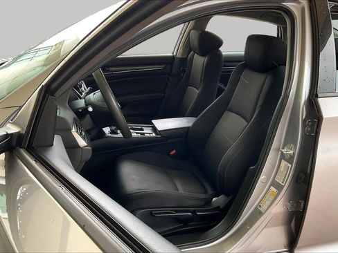 Used 2021 Honda Accord LX image 7