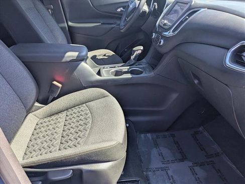 Used 2024 Chevrolet Equinox LT FWD image 19