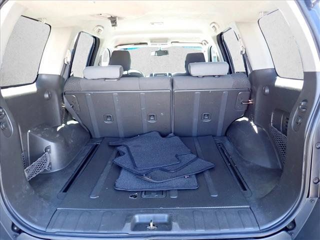 Used 2012 Nissan Xterra PRO-4X AWD/4WD image 8
