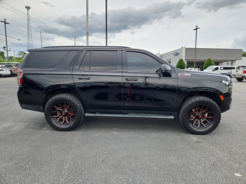 Used 2021 Chevrolet Tahoe Z71 w/ Z71 Signature Package AWD/4WD image 7