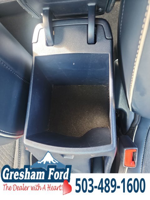 Used 2021 Hyundai Venue FWD image 32