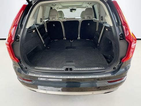 Used 2021 Volvo XC90 T5 Momentum image 30