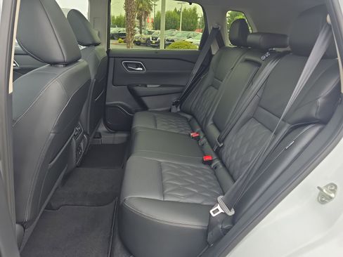 New 2026 Nissan Rogue Platinum w/ Platinum Premium Package image 24