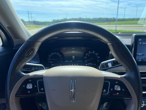 Used 2020 Lincoln Corsair AWD w/ Equipment Group 101A image 25
