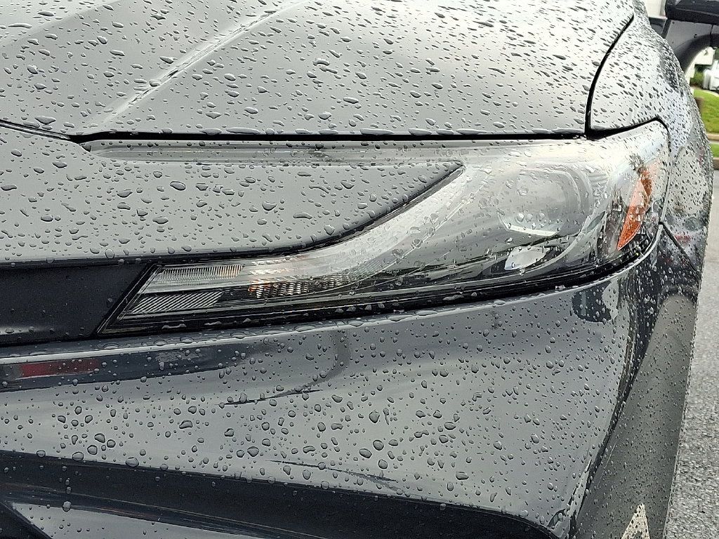 Used 2025 Toyota Camry LE FWD image 9