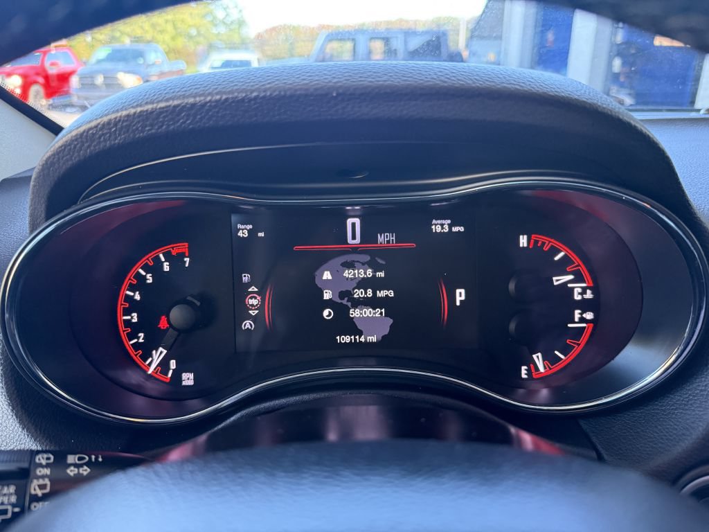 Used 2017 Dodge Durango SXT w/ Quick Order Package 23B RWD image 16