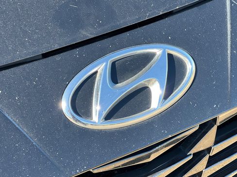 Used 2023 Hyundai Elantra Limited FWD image 46
