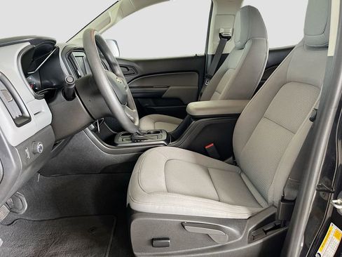 Used 2022 Chevrolet Colorado W/T RWD image 21