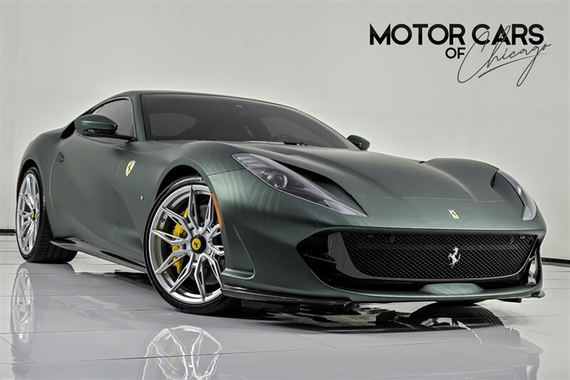 Used 2020 Ferrari 812 Superfast RWD image 1