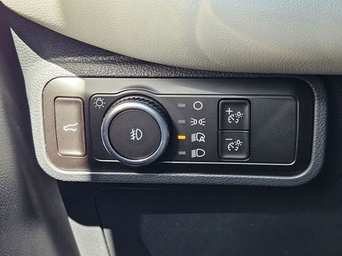 New 2026 Ford Explorer Active w/ Active Comfort Package RWD image 15