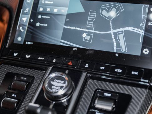 New 2026 Aston Martin V8 Vantage Coupe image 25