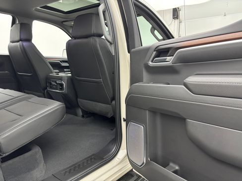 New 2026 GMC Sierra 1500 Denali AWD/4WD image 39