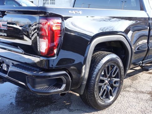 Used 2024 GMC Sierra 1500 Pro w/ Graphite Edition image 10