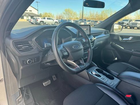 Used 2024 Ford Escape ST-Line AWD/4WD image 17