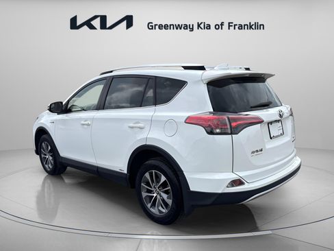 Used 2016 Toyota RAV4 XLE AWD/4WD image 5