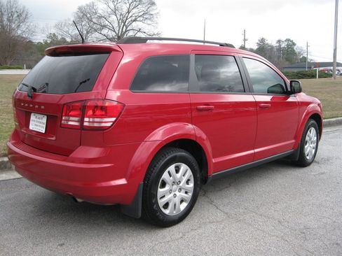 Used 2016 Dodge Journey SE w/ Flexible Seating Group image 7