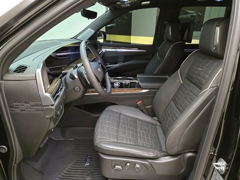 Used 2025 Cadillac Escalade Sport Platinum w/ LPO, Floor Liner Package image 16