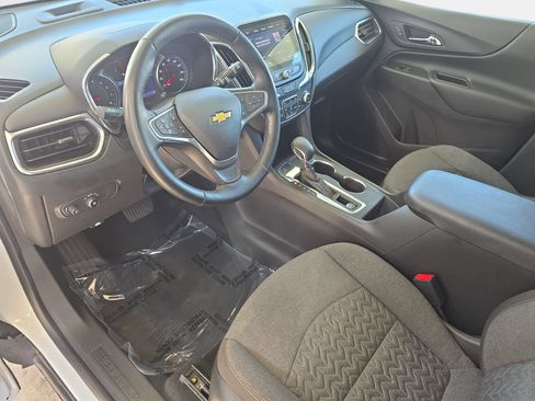Used 2023 Chevrolet Equinox LT FWD image 16