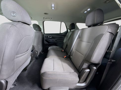 Used 2019 Chevrolet Traverse LT FWD image 24