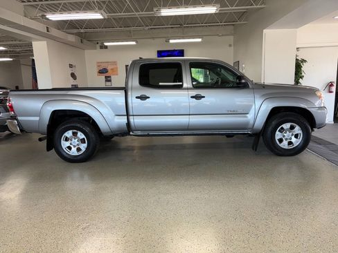 Used 2015 Toyota Tacoma 4x4 Double Cab image 6