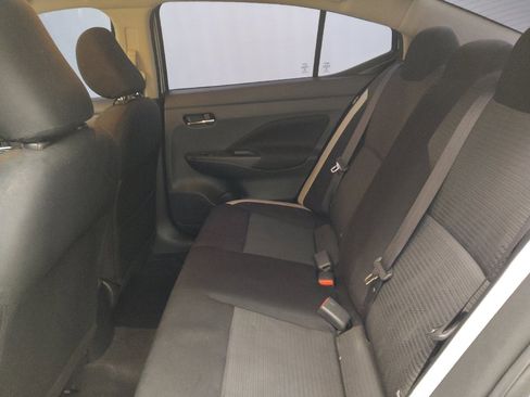 Used 2021 Nissan Versa SV w/ Trunk Package image 18