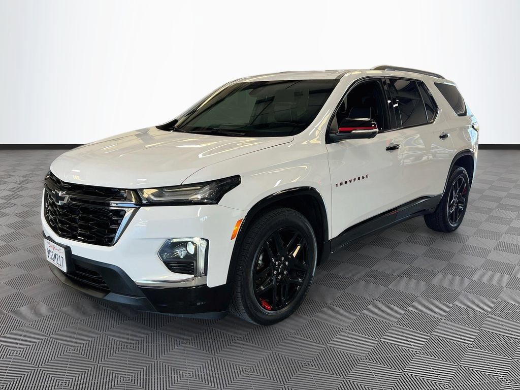 Used 2023 Chevrolet Traverse Premier w/ Redline Edition AWD/4WD image 3