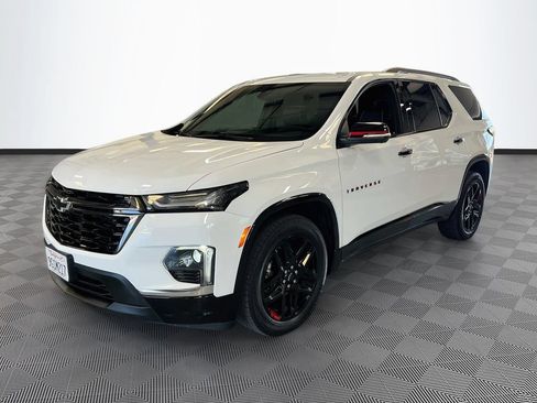 Used 2023 Chevrolet Traverse Premier w/ Redline Edition AWD/4WD image 3
