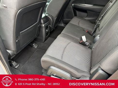 Used 2016 Dodge Journey SXT w/ Comfort/Convenience Group FWD image 27
