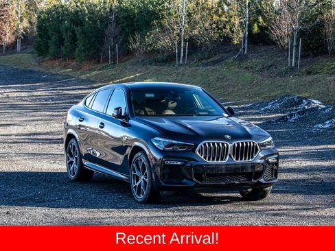 Used 2021 BMW X6 sDrive40i image 12