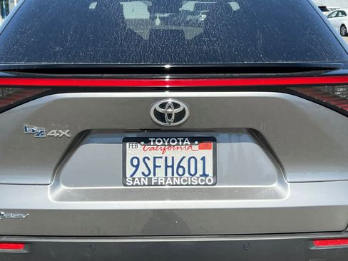 Used 2025 Toyota bZ4X FWD image 19
