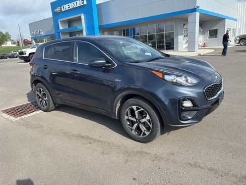 Used 2022 Kia Sportage LX image 6