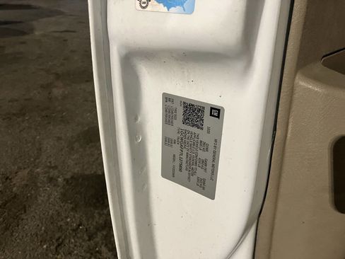 Used 2020 Chevrolet Express 2500 image 5