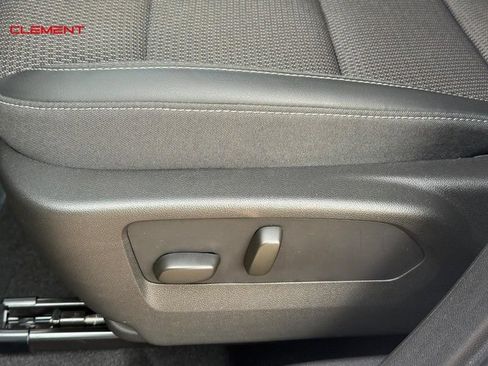 Used 2022 Buick Envision Preferred FWD image 22