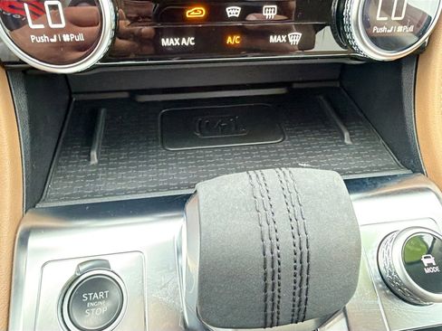 Used 2022 Jaguar F-PACE S AWD/4WD image 30