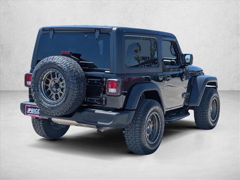 Used 2022 Jeep Wrangler Sport AWD/4WD image 5