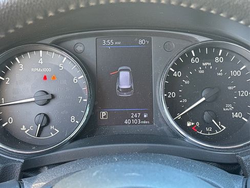 Used 2019 Nissan Rogue SV image 22