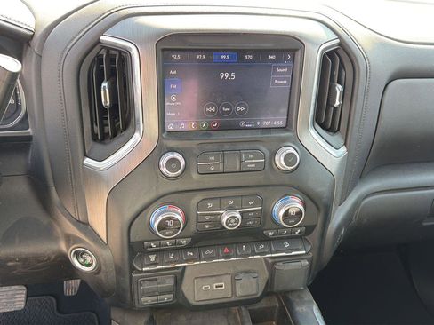 Used 2022 GMC Sierra 2500 Denali AWD/4WD image 15