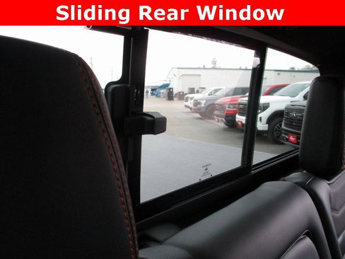 Used 2025 Nissan Frontier PRO-4X w/ Pro Premium Package image 24