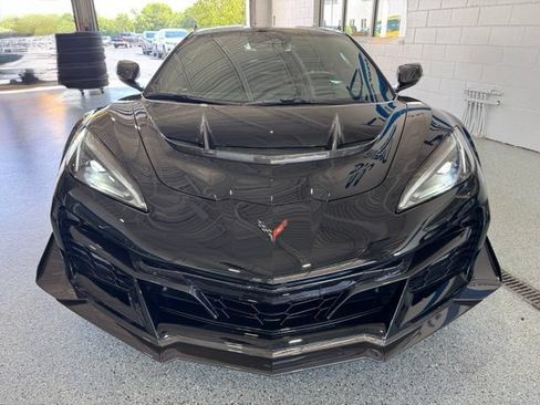 Used 2026 Chevrolet Corvette ZR1 w/ ZR1 Carbon Fiber Aero Package RWD image 3