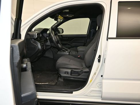 Used 2024 Toyota Tacoma SR image 20