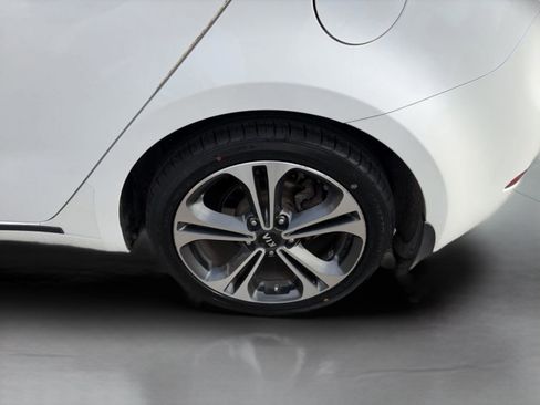 Used 2016 Kia Forte EX image 30