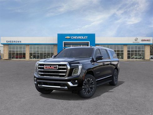 New 2026 GMC Yukon XL Elevation w/ LPO, Floor Liner Package image 8