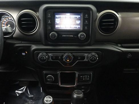 Used 2021 Jeep Wrangler Unlimited Sport AWD/4WD image 26
