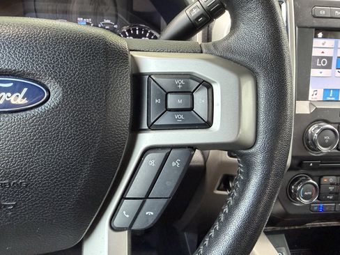 Used 2017 Ford F350 Lariat w/ Lariat Ultimate Package AWD/4WD image 18