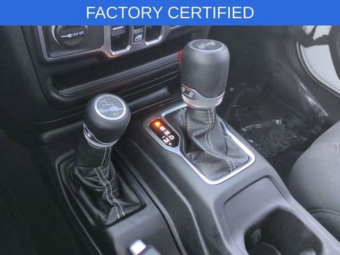 Certified 2021 Jeep Wrangler Unlimited Sahara image 19